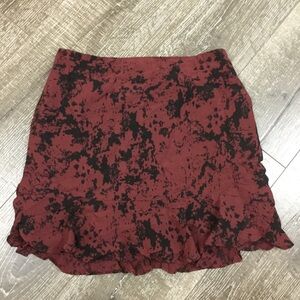 Banana Republic women’s petites burgundy flirty skirt